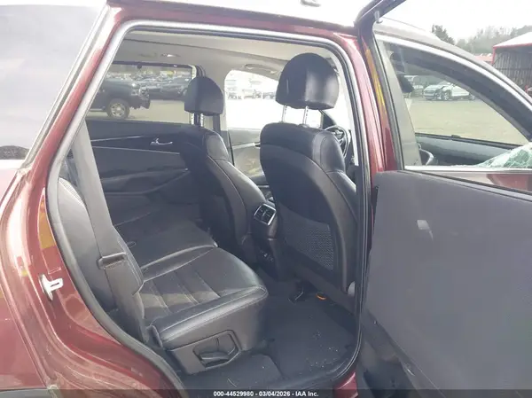 5XYPHDA5XJG420157 2018 KIA SORENTO - Image 8