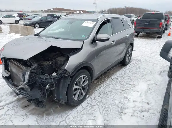 5XYPHDA5XKG529803 2019 KIA SORENTO - Image 2