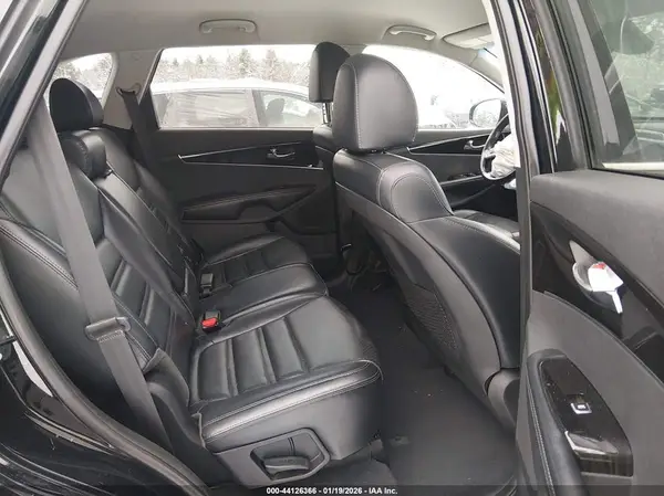 5XYPHDA5XKG567581 2019 KIA SORENTO - Image 8