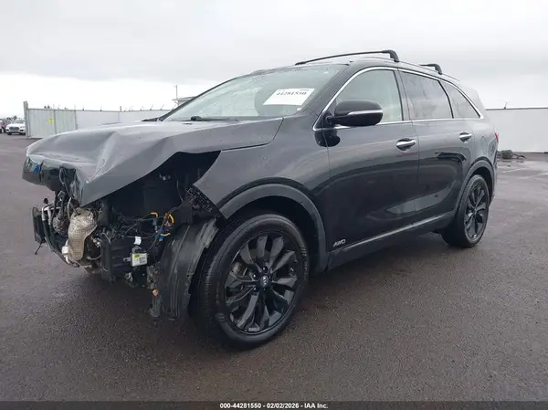 5XYPHDA5XLG702849 2020 KIA SORENTO - Image 2