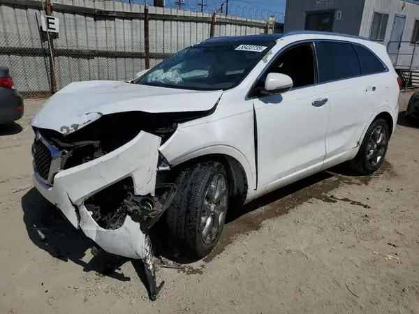 5XYPK4A10GG033642 2016 KIA SORENTO - Image 1