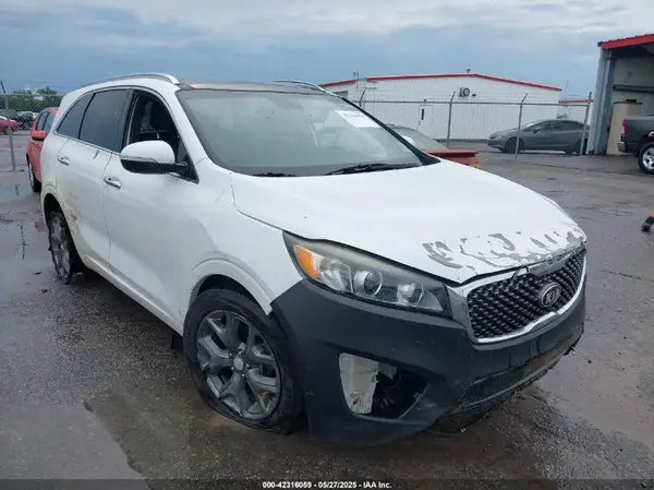 5XYPK4A13GG021923 2016 KIA SORENTO - Image 1