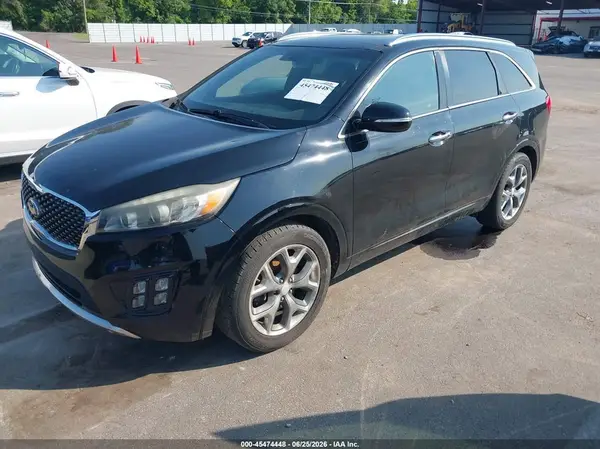 5XYPK4A14GG035510 2016 KIA SORENTO - Image 2