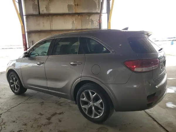 5XYPK4A16GG102639 2016 KIA SORENTO - Image 2