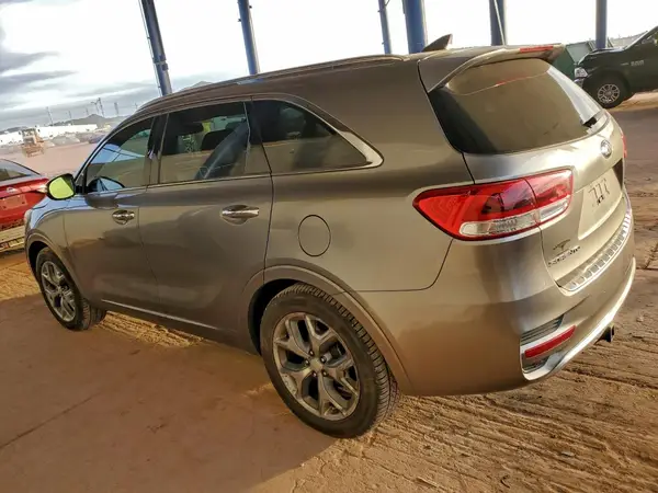 5XYPK4A17GG011833 2016 KIA SORENTO - Image 2