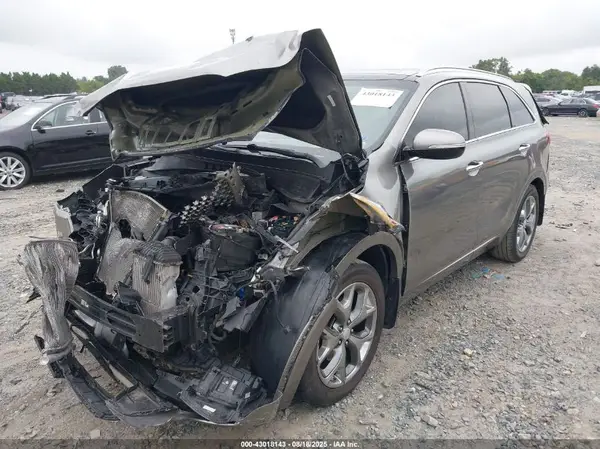 5XYPK4A18GG037034 2016 KIA SORENTO - Image 2