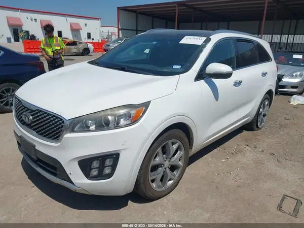 5XYPK4A19GG007847 2016 KIA SORENTO - Image 2