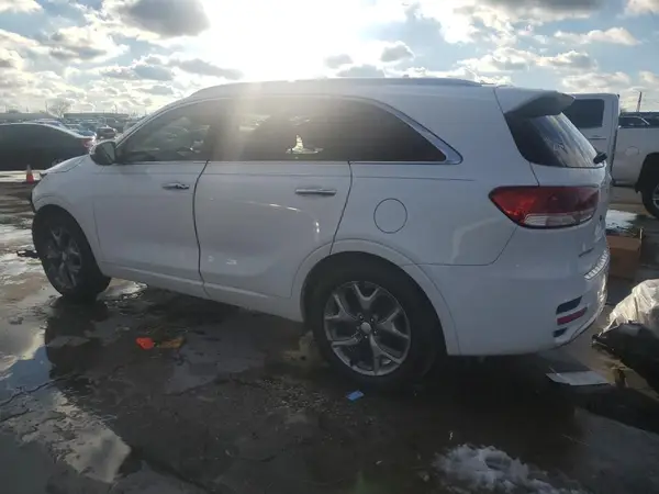 5XYPK4A1XGG010207 2016 KIA SORENTO - Image 2