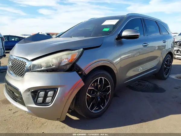 5XYPK4A1XGG011843 2016 KIA SORENTO - Image 2