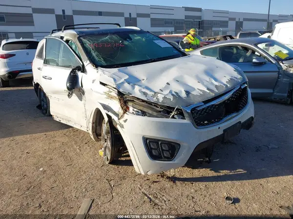 5XYPK4A1XGG116074 2016 KIA SORENTO - Image 1