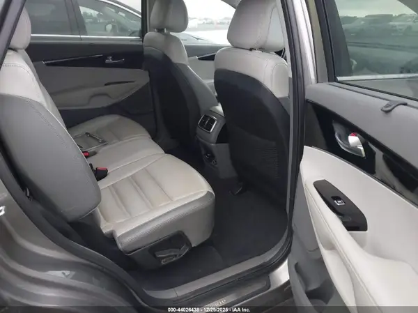 5XYPK4A50GG073559 2016 KIA SORENTO - Image 8