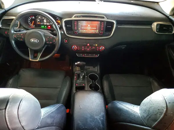 5XYPK4A50GG084609 2016 KIA SORENTO - Image 8