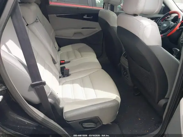 5XYPK4A50GG090572 2016 KIA SORENTO - Image 8