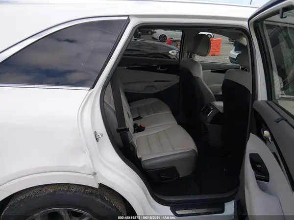 5XYPK4A50GG112179 2016 KIA SORENTO - Image 8