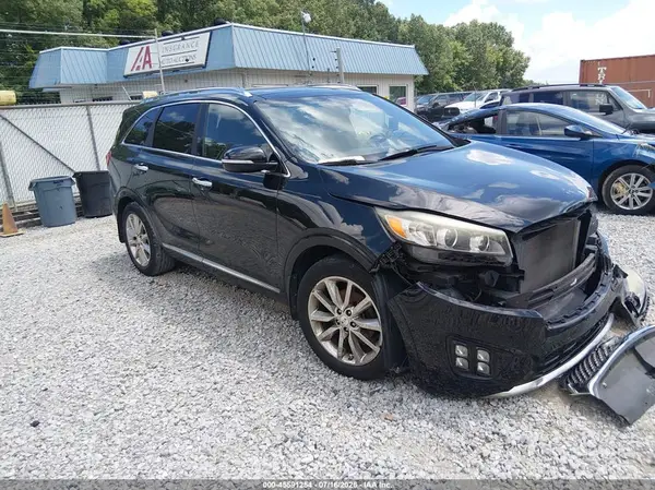 5XYPK4A50GG143240 2016 KIA SORENTO - Image 1
