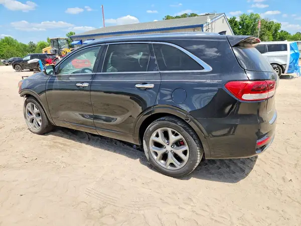5XYPK4A50GG185035 2016 KIA SORENTO - Image 2