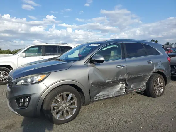 5XYPK4A50HG196361 2017 KIA SORENTO - Image 1