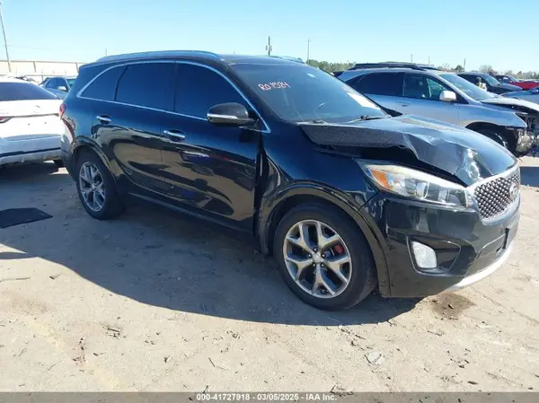 5XYPK4A50HG236857 2017 KIA SORENTO - Image 1