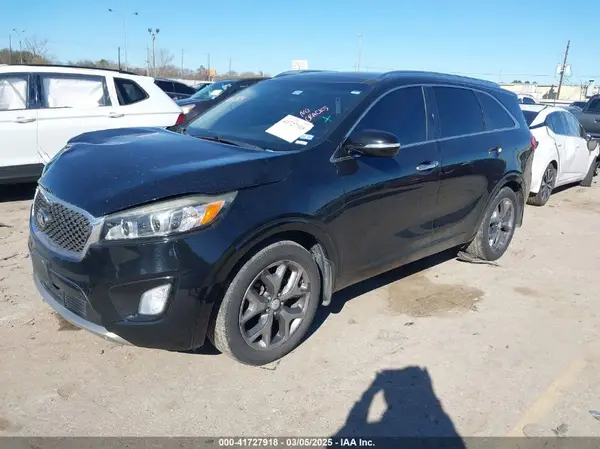 5XYPK4A50HG236857 2017 KIA SORENTO - Image 2
