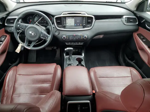 5XYPK4A50HG282768 2017 KIA SORENTO - Image 8