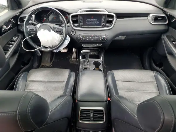 5XYPK4A50HG319978 2017 KIA SORENTO - Image 8