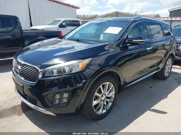 5XYPK4A50JG349505 2018 KIA SORENTO - Image 2