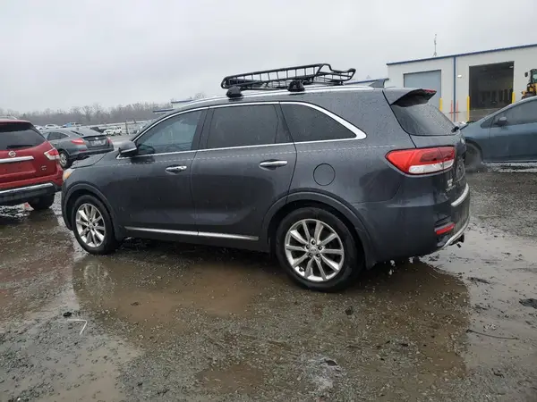5XYPK4A50JG379751 2018 KIA SORENTO - Image 2