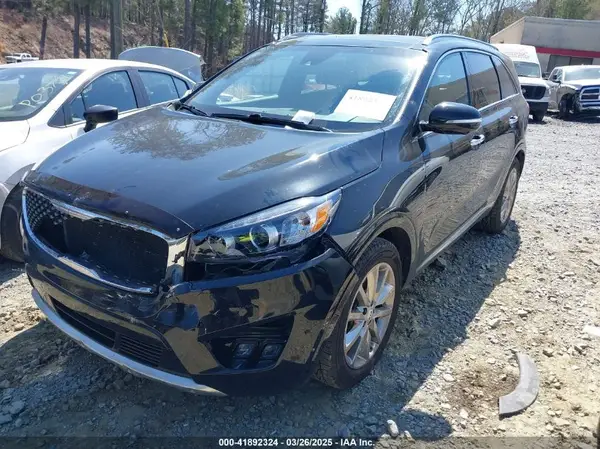 5XYPK4A50JG382715 2018 KIA SORENTO - Image 2