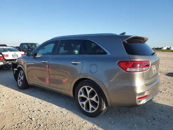 5XYPK4A50JG385727 2018 KIA SORENTO - Image 2
