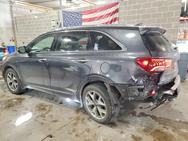 5XYPK4A50KG501011 2019 KIA SORENTO - Image 2