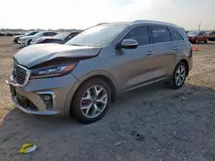 5XYPK4A50KG533585 2019 KIA SORENTO