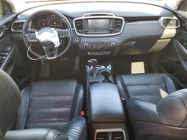 5XYPK4A51GG026217 2016 KIA SORENTO - Image 8