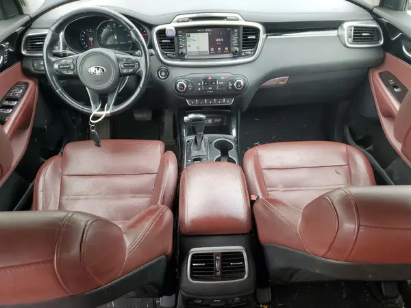 5XYPK4A51HG284156 2017 KIA SORENTO - Image 8
