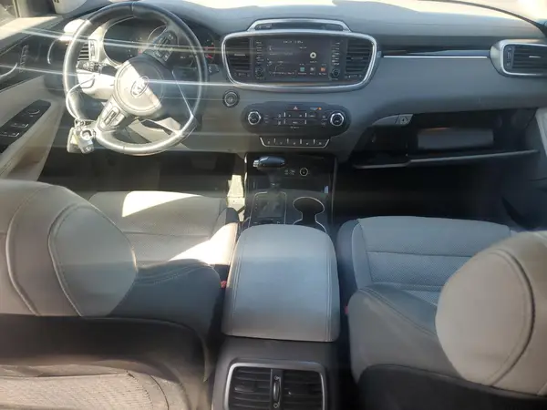 5XYPK4A51HG284755 2017 KIA SORENTO - Image 8