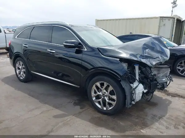 5XYPK4A51KG525088 2019 KIA SORENTO - Image 1