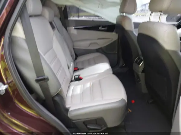 5XYPK4A52GG071277 2016 KIA SORENTO - Image 8