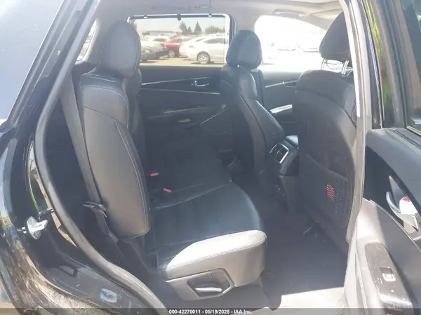 5XYPK4A52GG081811 2016 KIA SORENTO - Image 8