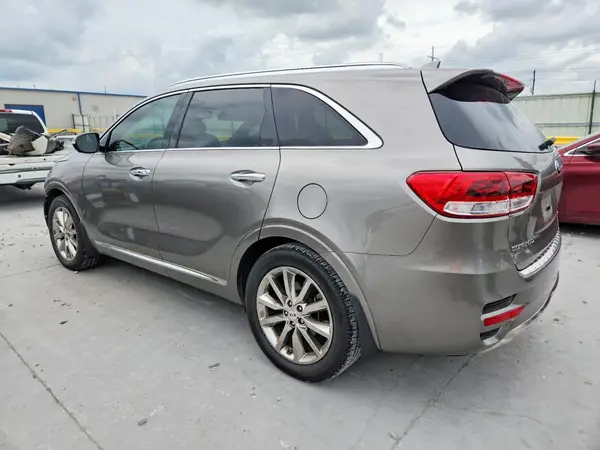 5XYPK4A52GG102656 2016 KIA SORENTO - Image 2