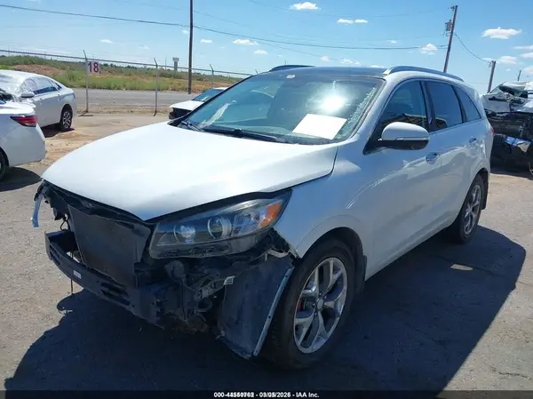 5XYPK4A52GG108358 2016 KIA SORENTO - Image 2