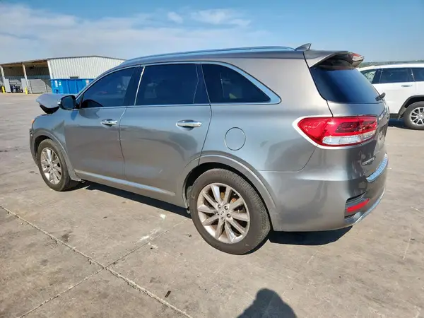 5XYPK4A52GG165496 2016 KIA SORENTO - Image 2