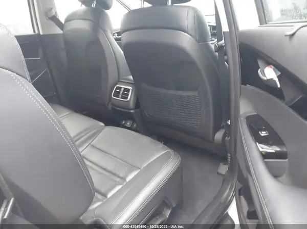 5XYPK4A52HG234558 2017 KIA SORENTO - Image 8