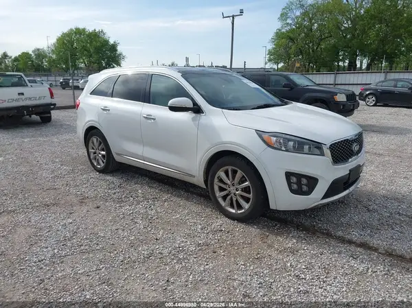 5XYPK4A52HG239808 2017 KIA SORENTO