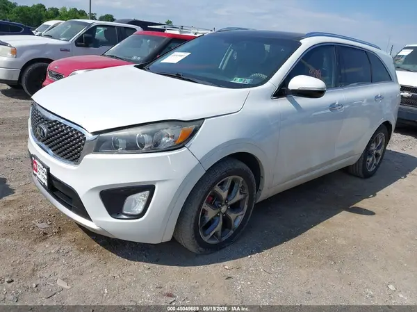 5XYPK4A52HG304060 2017 KIA SORENTO - Image 2