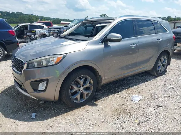 5XYPK4A52HG311820 2017 KIA SORENTO - Image 2
