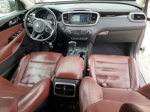 5XYPK4A52JG373031 2018 KIA SORENTO - Image 8