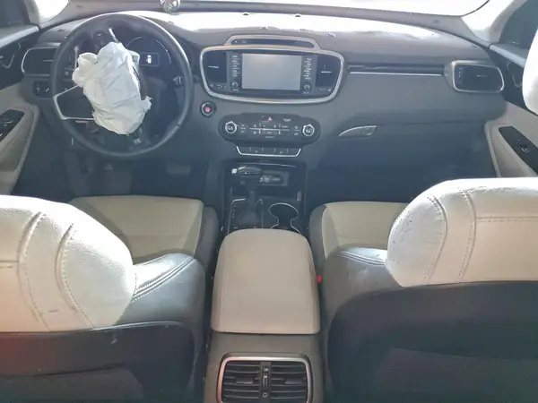 5XYPK4A52JG377791 2018 KIA SORENTO - Image 8