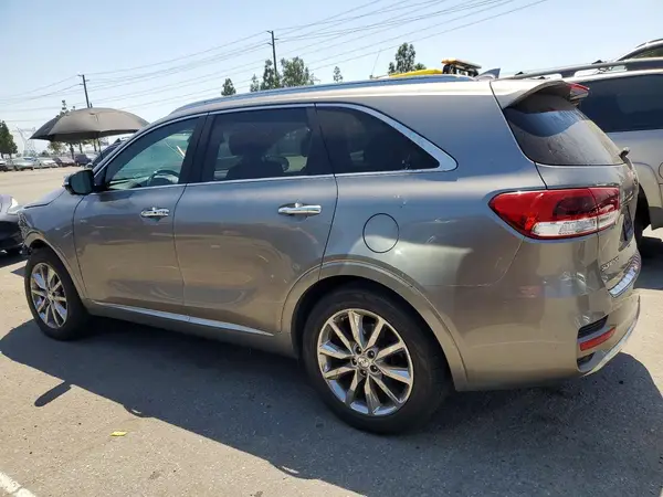 5XYPK4A52JG378911 2018 KIA SORENTO - Image 2