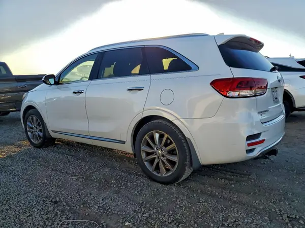 5XYPK4A53GG022850 2016 KIA SORENTO - Image 2