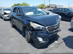 5XYPK4A53GG033928 2016 KIA SORENTO