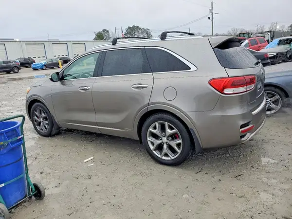 5XYPK4A53GG080246 2016 KIA SORENTO - Image 2